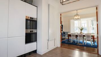 Talheres/pratos/utensílios de cozinha