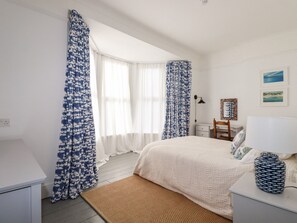 6 habitaciones, decoración personalizada y muebles diferentes