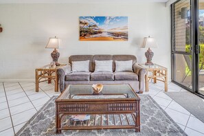 Televisión y futbolito 