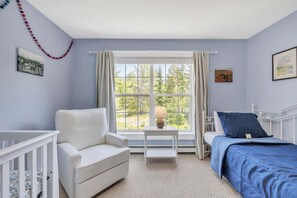 4 多间卧室、熨斗/熨衣板、WiFi、床单