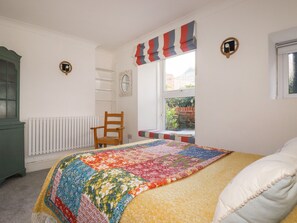 3 Schlafzimmer, individuell dekoriert, individuell eingerichtet