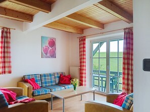 TV - Holiday Hill 56 by Interhome (Cerny Dul/Cista)