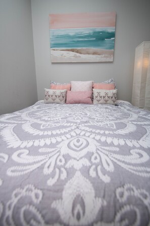 Casa | 3 habitaciones, tabla de planchar con plancha y wifi gratis 