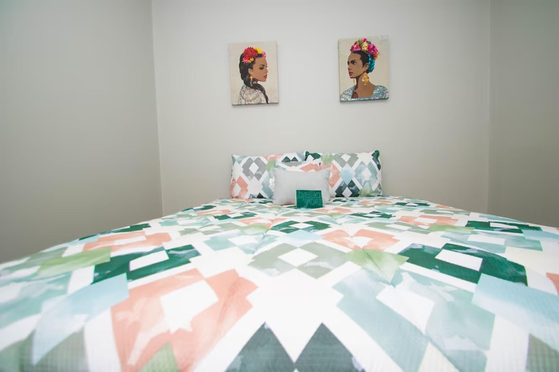 House | 3 bedrooms, iron/ironing board, free WiFi, bed sheets