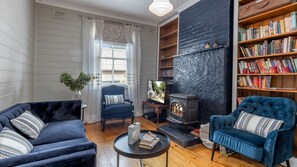 Kamin, Bücher