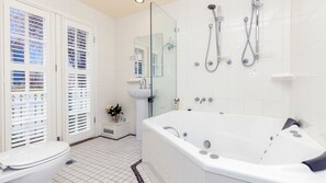Combined shower/bathtub, jetted bath