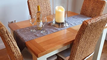 Cottage | Tempat makan