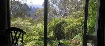 Selah @ Katoomba - Basic 3 Bedroom with views of the Three Sisters