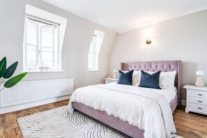 1 bedroom, iron/ironing board, travel cot, WiFi