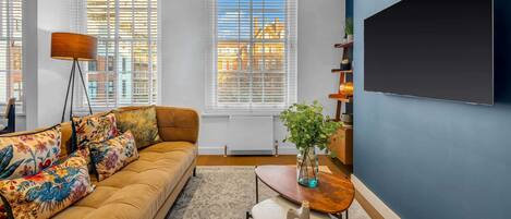 Televisión, oficina