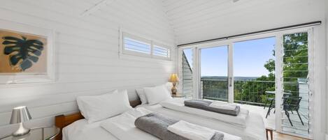 5 chambres, fer et planche à repasser, lit parapluie, Wi-Fi gratuit