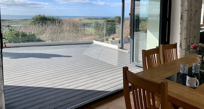 Spectacular Coastal House with Views Across Aberdovey Estuary