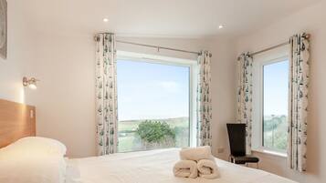 3 bedrooms, iron/ironing board, travel cot, WiFi