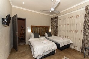 Family Room, 2 Bedrooms, Garden View | Bathroom - Woodpeckers Guest House (Mbombela)