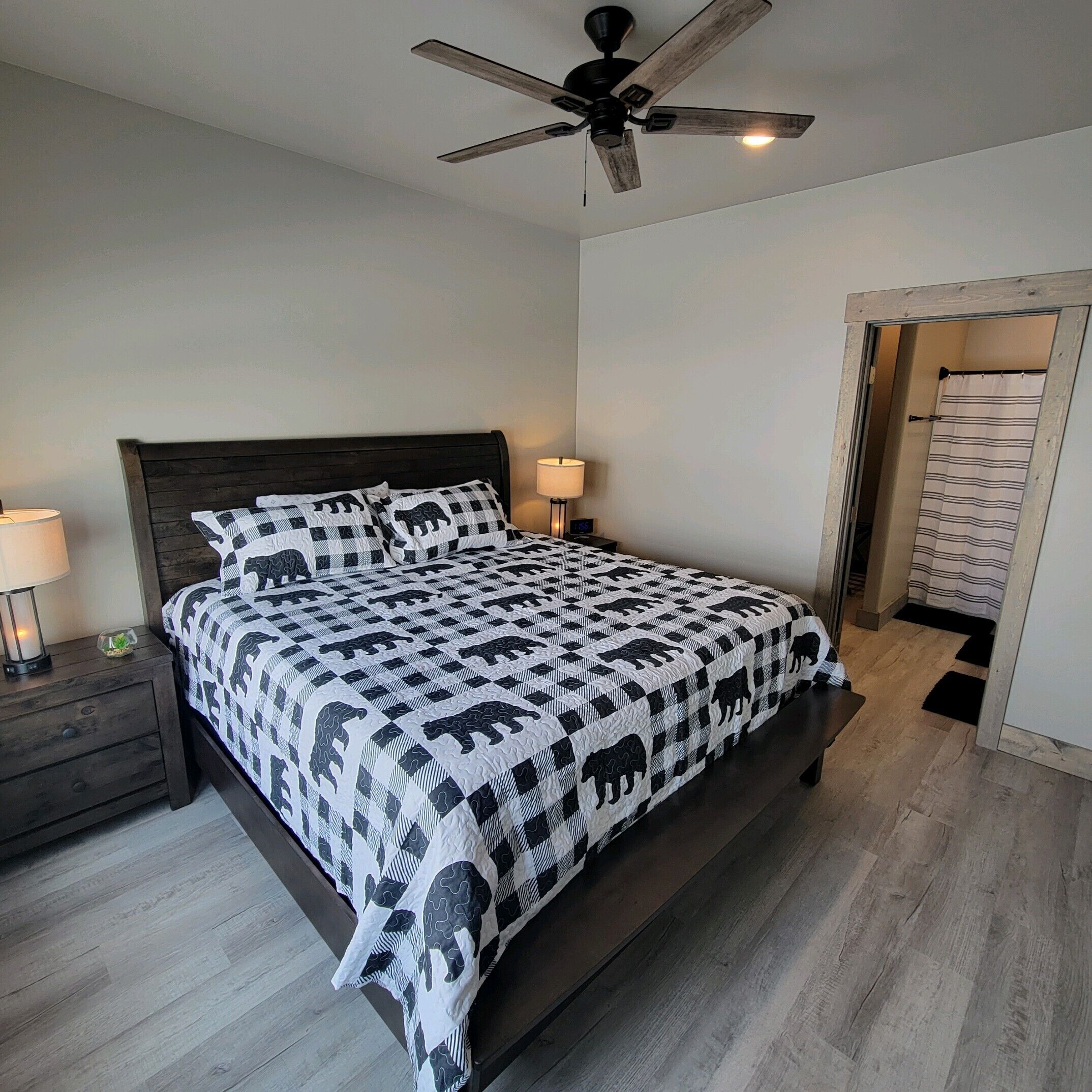 3 chambres, Wi-Fi, draps fournis