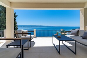 Terassi/patio