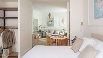 Premium-Apartment | Zimmersafe, Verdunkelungsvorhänge, Bügeleisen/Bügelbrett, Babybetten