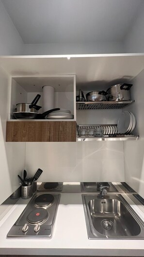 Family con cucina | Private kitchenette | Electric kettle - Hotel Leonessa  (Brescia)