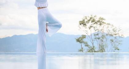 Fuxian Lake Dolphin Bay Hotel (Cambrian Town Flagship Store)