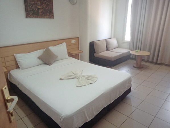 Standard Room, Non Smoking, City View