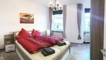 2 bedrooms, iron/ironing board, WiFi, bed sheets