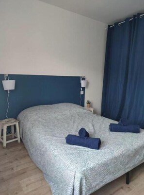 2 bedrooms, WiFi, bed sheets