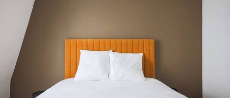 1 bedroom, desk, iron/ironing board, travel crib