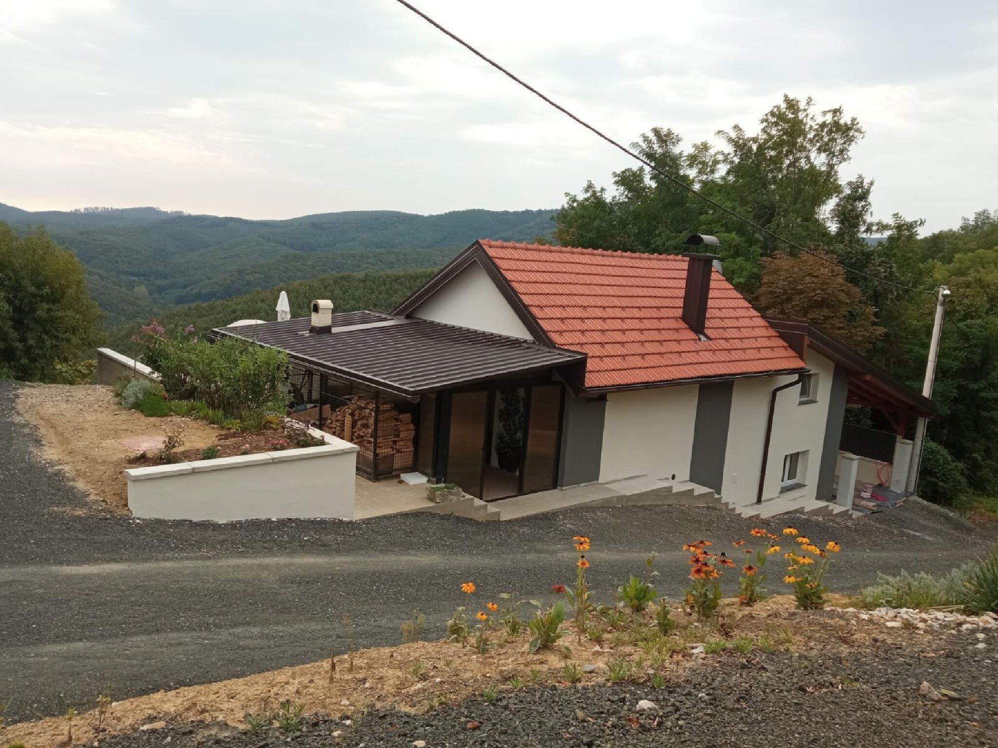 Nhà (One Bedroom Holiday Home with Swimmin) | Ngoại thất