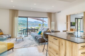 Flat-screen TV - Akwabay - Les Villas du Cap (Le Lavandou)