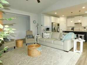 Smart TV, futbolito, tenis de mesa y libros 