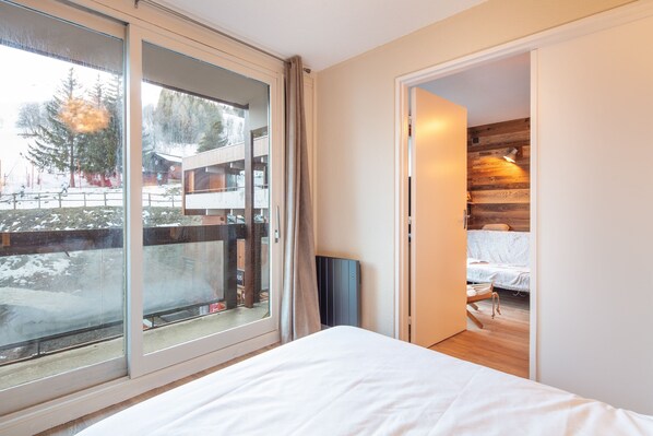 2 bedrooms, iron/ironing board - La Pirouette - Appt pour 8 vue sur piste (Villarembert)