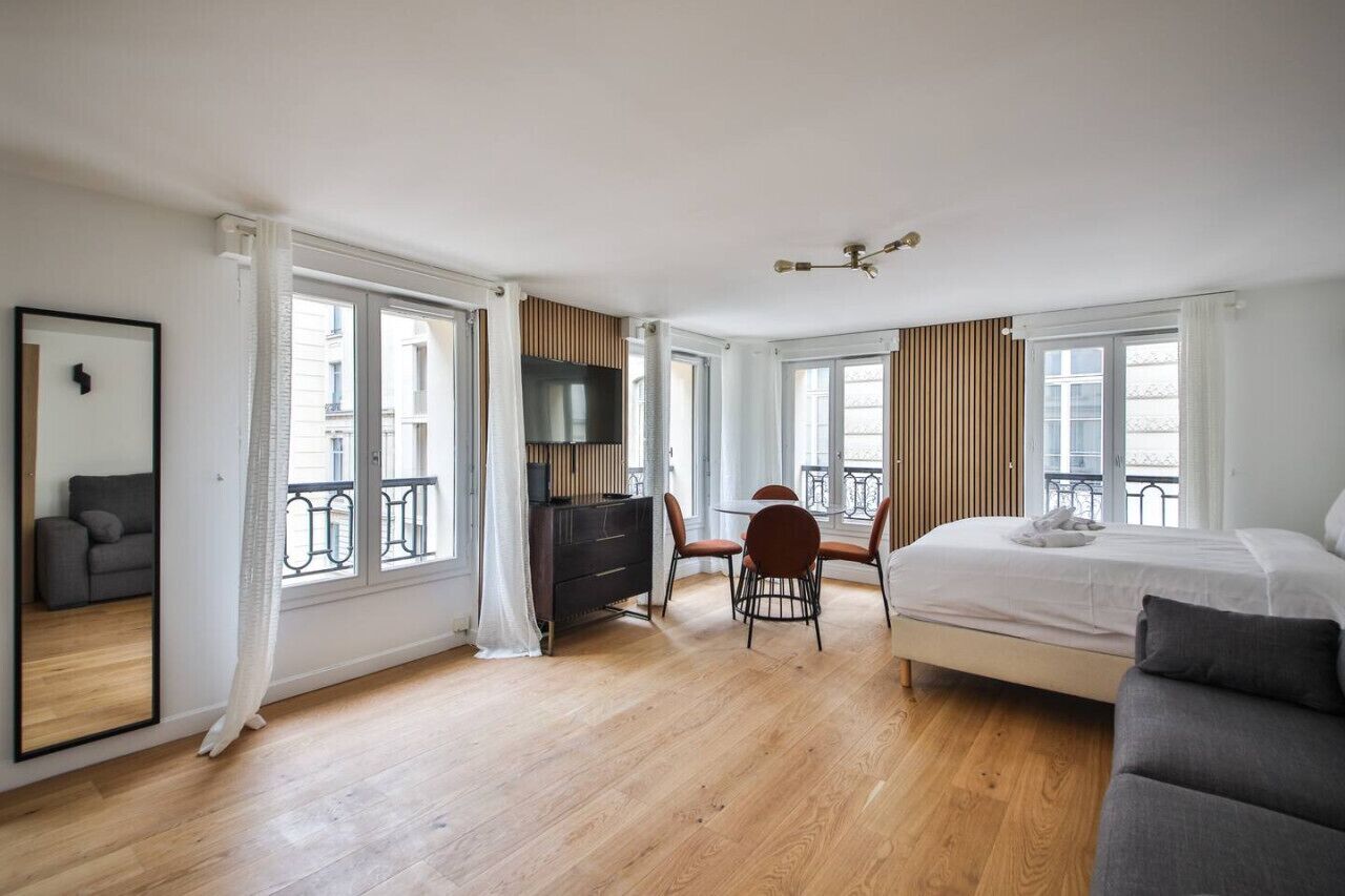 1 chambre, fer et planche à repasser, lit parapluie, Wi-Fi