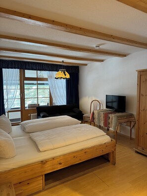 Free WiFi, bed sheets - Hotel-Restaurant Maien (Todtmoos)