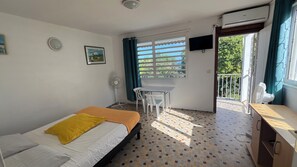 1 chambre, Wi-Fi gratuit, draps fournis