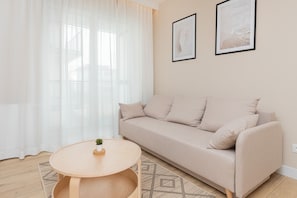 1 bedroom, free WiFi, bed sheets - Beaufort Estate Apartment by Renters (Kosakowo)