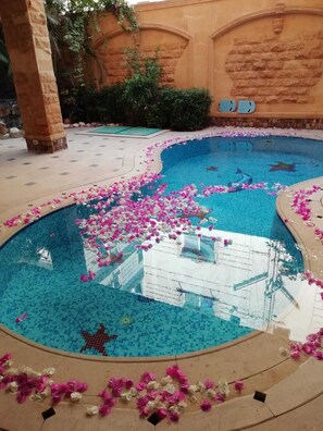 Pool - Delightful standalone villa with swimming pool (New Cairo City)