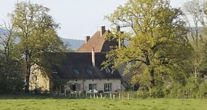 Maison Dans la Campagne Morvandelle