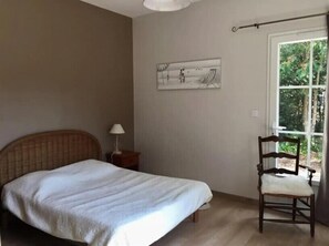 2 bedrooms