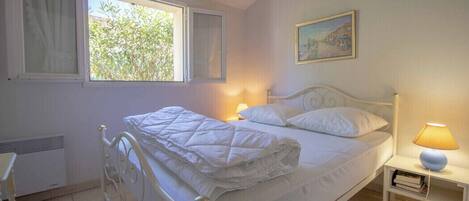 2 soverom, strykejern/-brett og wi-fi