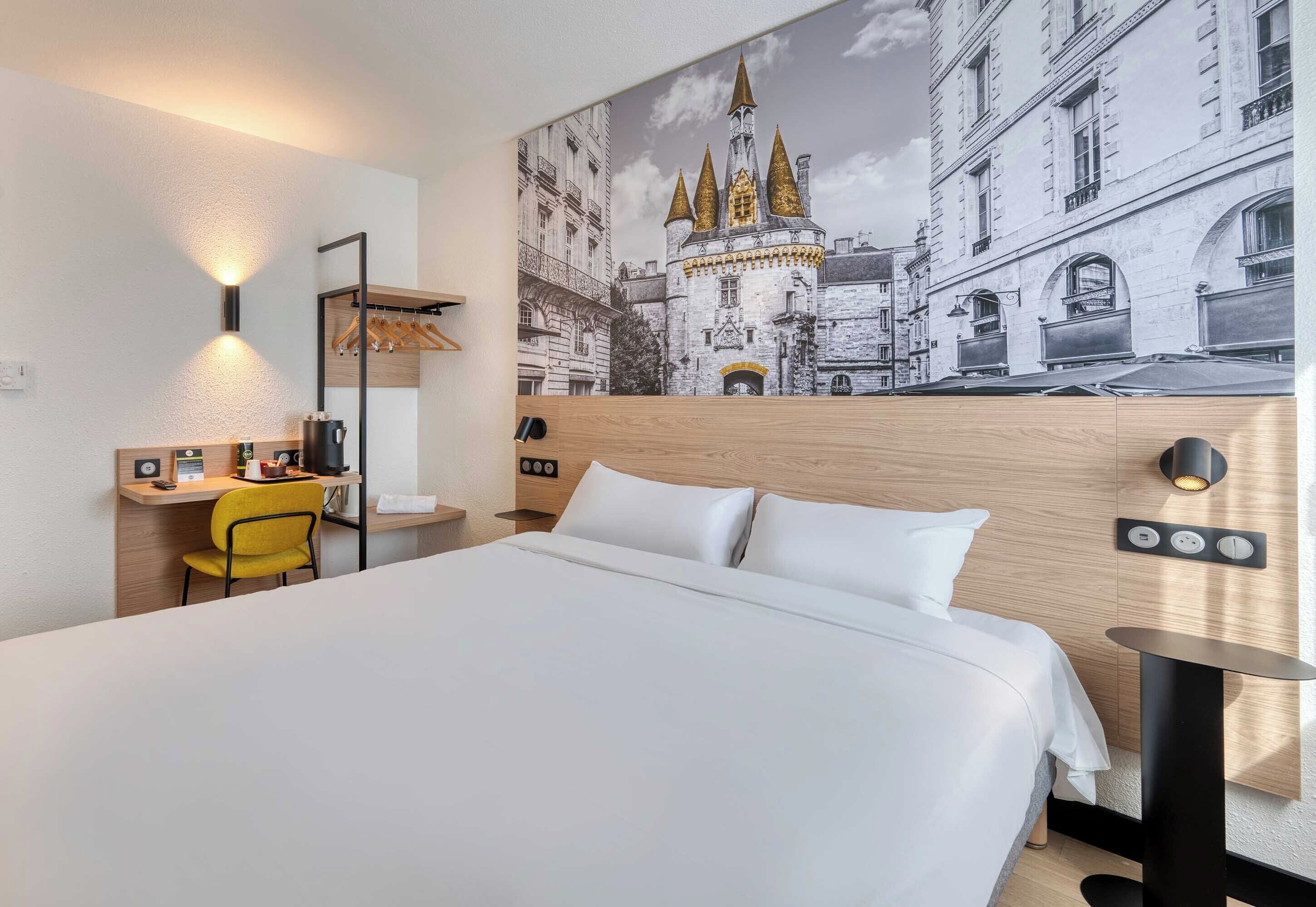Chambre Double Confort, non-fumeurs | Bureau, rideaux occultants, chambres insonorisées, Wi-Fi gratuit