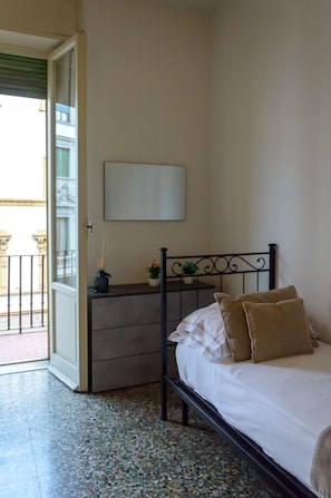 Quarto família | Wi-Fi de cortesia, roupa de cama