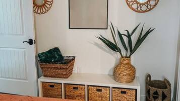 1 chambre, fer et planche Ă repasser, Wi-Fi, draps fournis