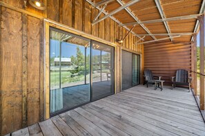 Unclassified image, 5 of 26, button - Riverside Suite Casita 1 (Greer)