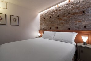 4 Schlafzimmer, Bügeleisen/Bügelbrett, WLAN, Bettwäsche