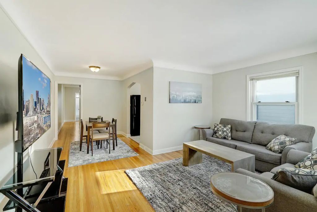 Fun & Spacious Duplex for you!