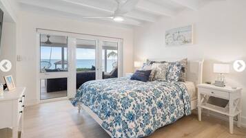 4 bedrooms, desk, iron/ironing board, travel crib