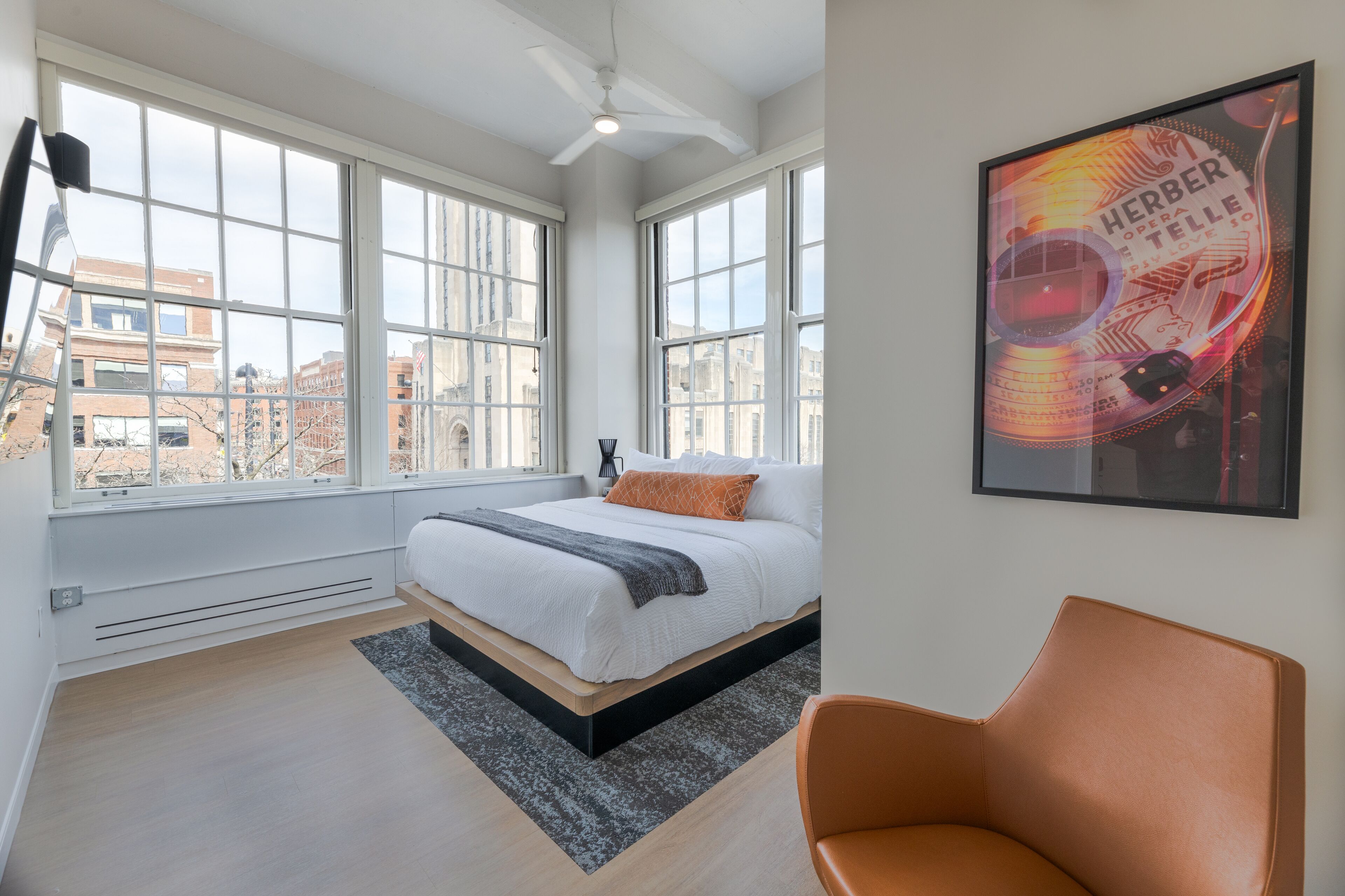 BRAND NEW | Heart of Cincinnati | Upscale, Full Kitchen, Luxe Amenities