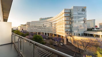 Apartment, 3 Bedrooms | Balcony