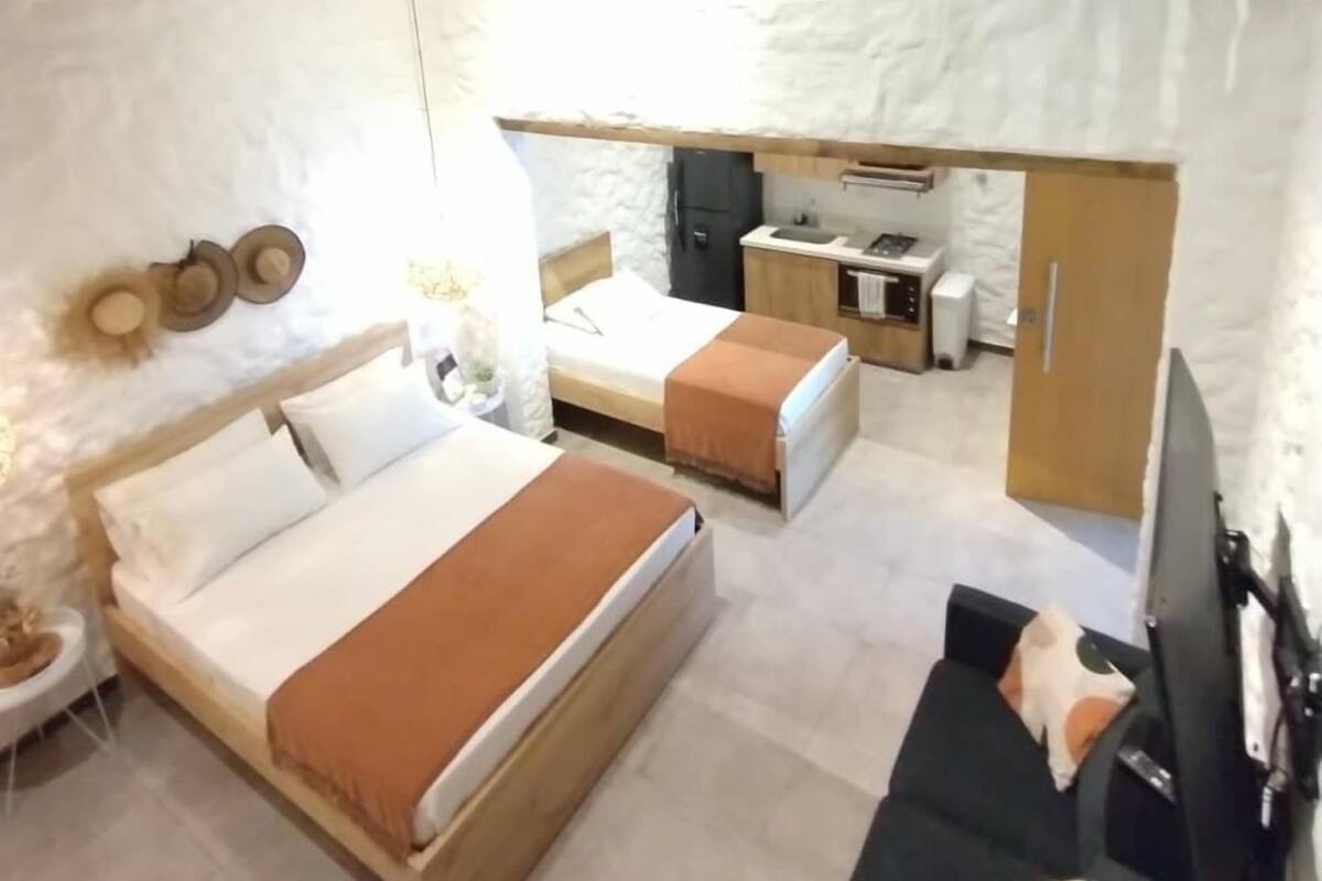 Premium bedding, Select Comfort beds, in-room safe