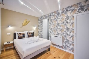 3 chambres, fer et planche à repasser, lit parapluie, Wi-Fi